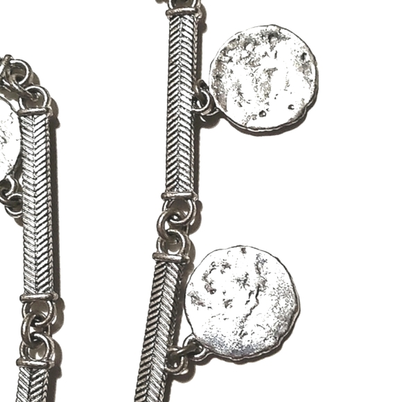 LUCKY BRAND SILVER-TONE HAMMERED DISC 32" NECKLACE - Picture 3 of 8